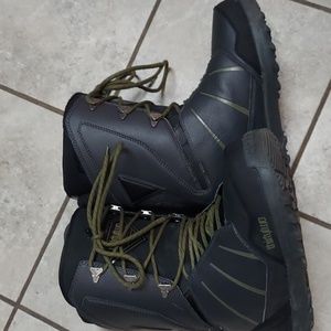 Thirty Two Chris Bradshaw Snowboard Boots 10.5